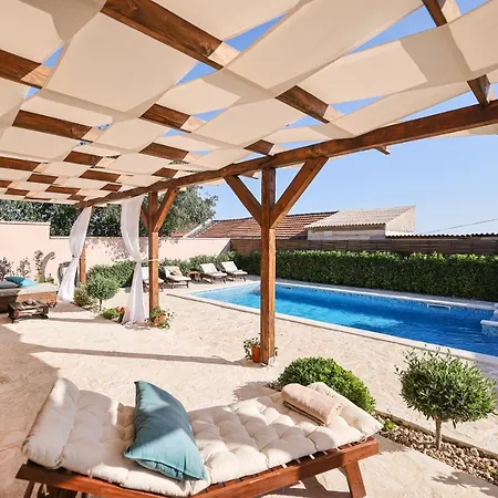 Rural Adriart With Heated Pool And Sauna Villa Stankovci (Zadar)