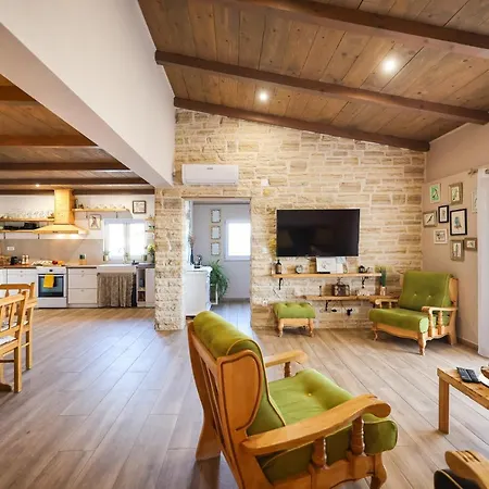 ヴィラ Rural Adriart With Heated Pool And Sauna *
