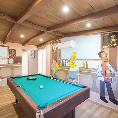 Rural Adriart With Heated Pool And Sauna