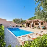 Villa Rural Adriart With Heated Pool And Sauna