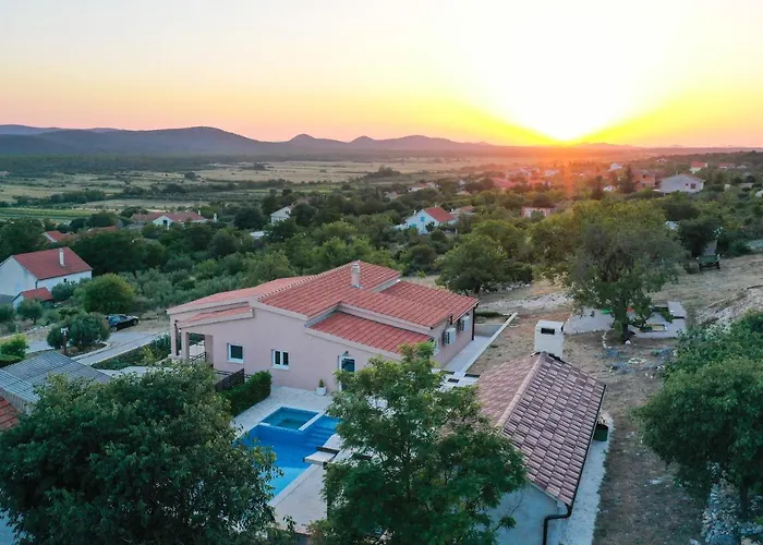 Rural Adriart With Heated Pool And Sauna Villa Stankovci (Zadar)