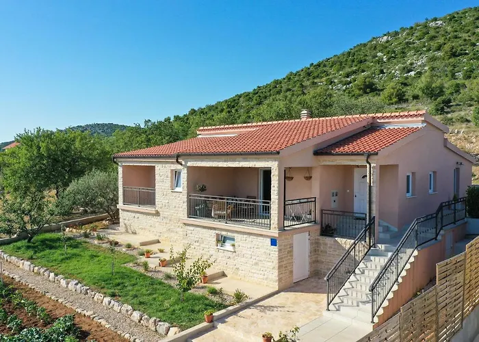 Rural Adriart With Heated Pool And Sauna Villa