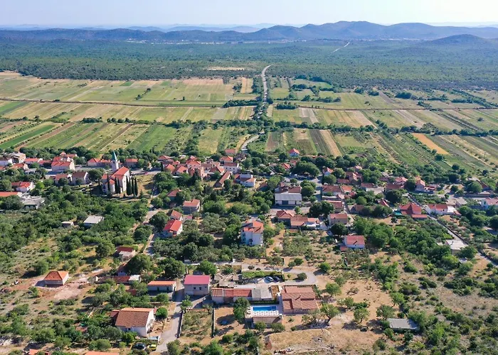 Villa Rural Adriart With Heated Pool And Sauna *
